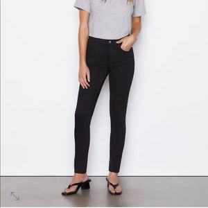 FRAME Forever Karlie Skinny Jeans